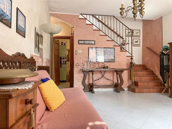 casa semindipendente in vendita a Casei Gerola