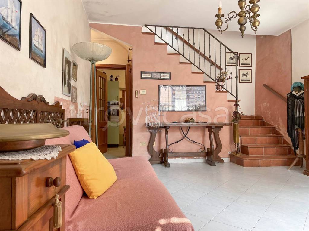 casa semindipendente in vendita a Casei Gerola