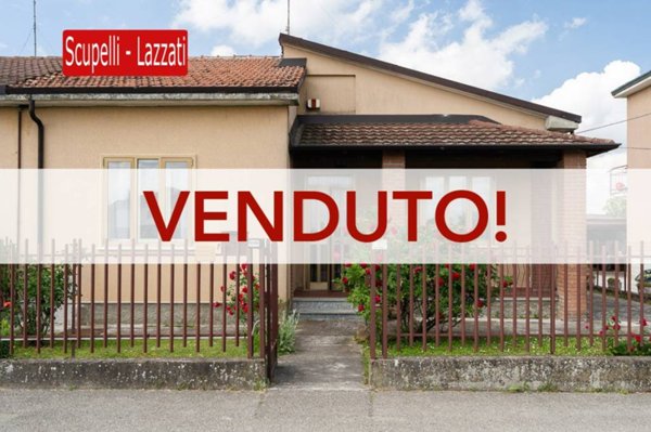 casa indipendente in vendita a Casei Gerola