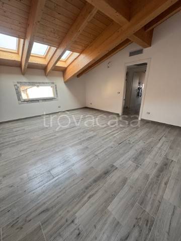 appartamento in vendita a Casorate Primo