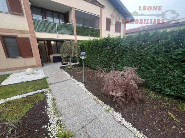 appartamento in vendita a Casorate Primo