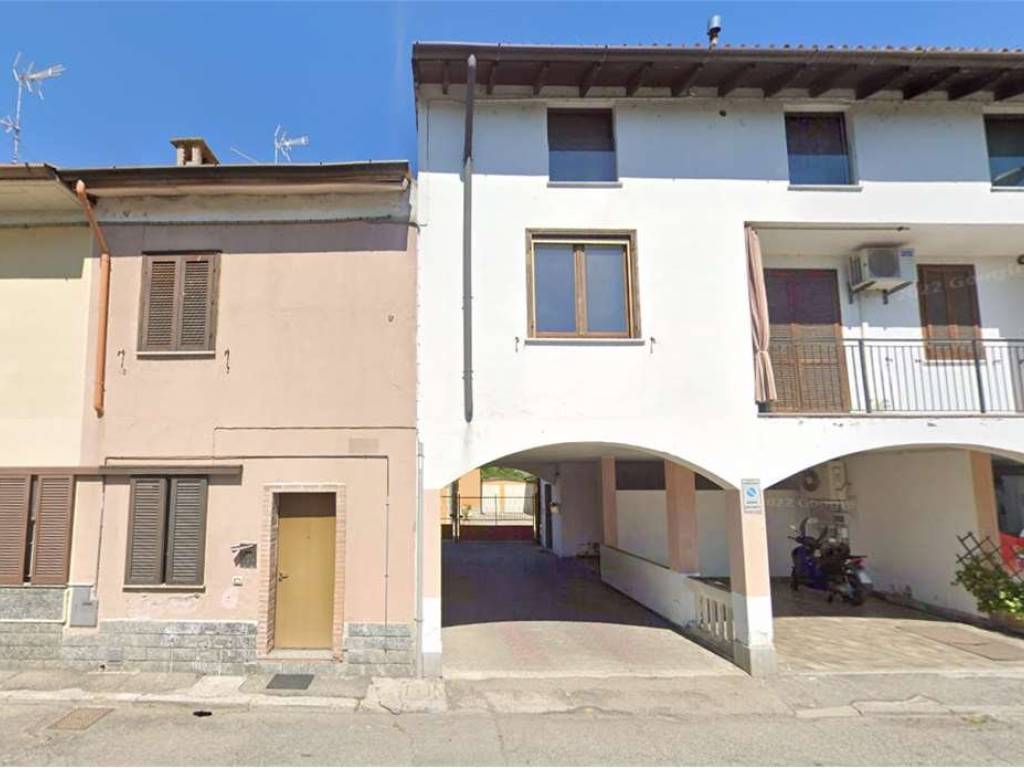 casa indipendente in vendita a Casorate Primo
