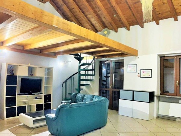 appartamento in vendita a Casorate Primo
