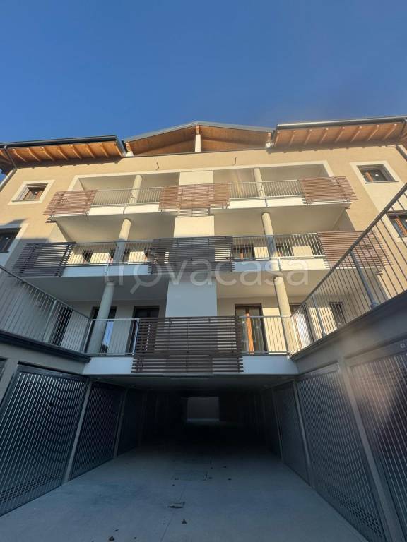 appartamento in vendita a Casorate Primo