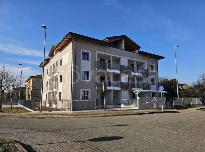 appartamento in vendita a Casorate Primo