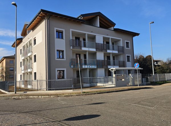 appartamento in vendita a Casorate Primo