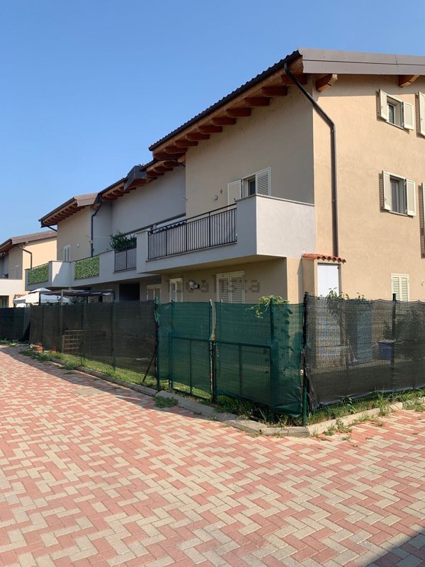 appartamento in vendita a Casorate Primo