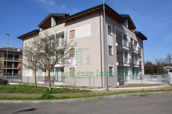appartamento in vendita a Casorate Primo