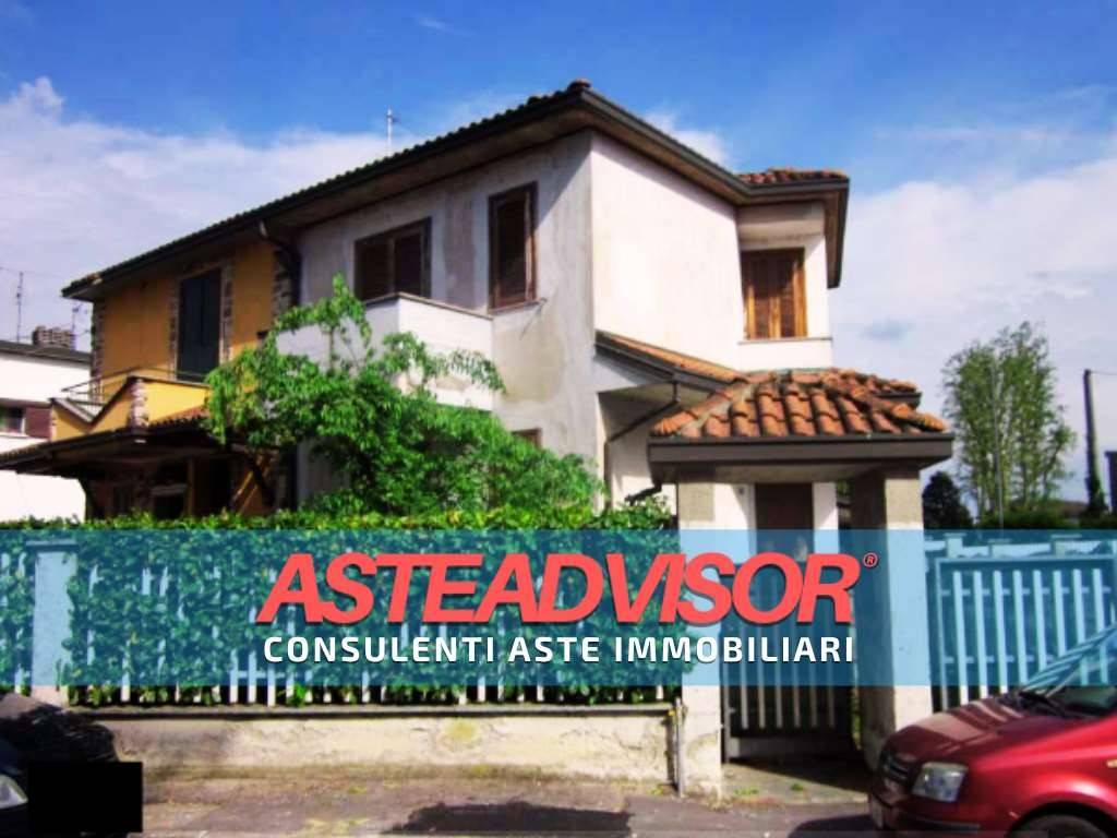 appartamento in vendita a Casorate Primo