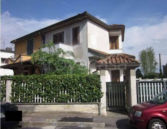 appartamento in vendita a Casorate Primo