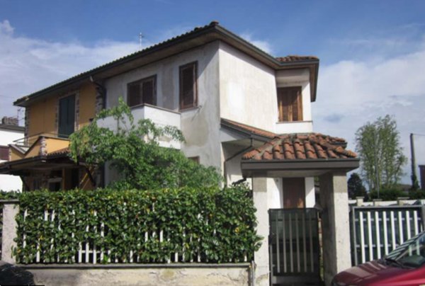 appartamento in vendita a Casorate Primo