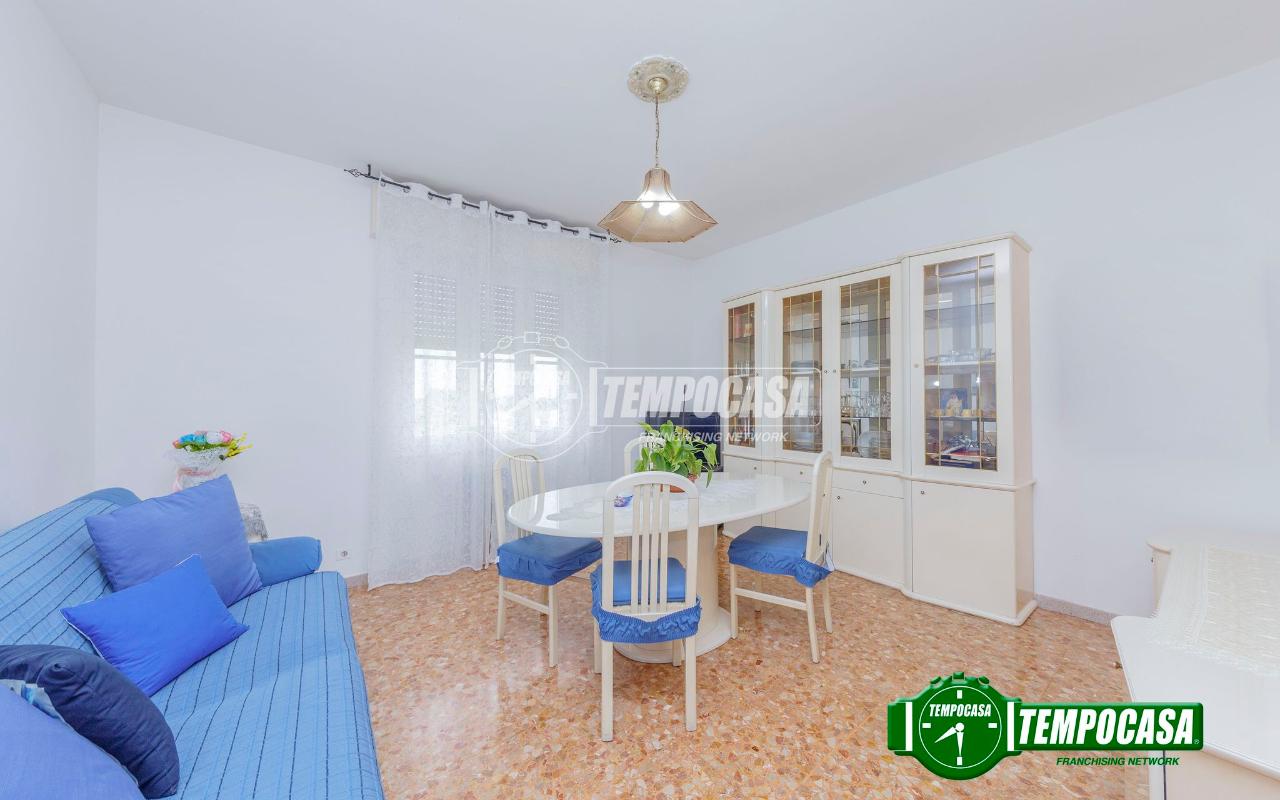 appartamento in vendita a Casorate Primo