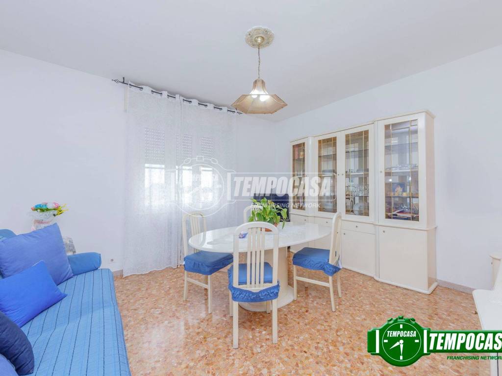 appartamento in vendita a Casorate Primo