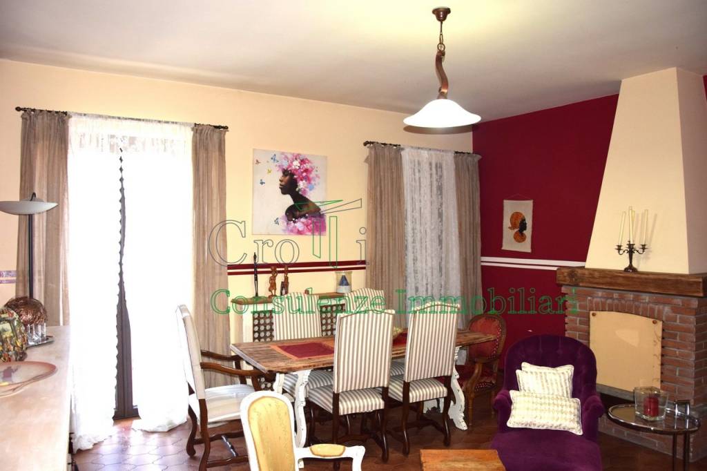 casa indipendente in vendita a Casorate Primo