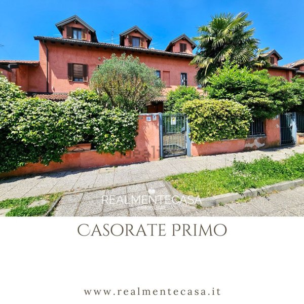 casa indipendente in vendita a Casorate Primo