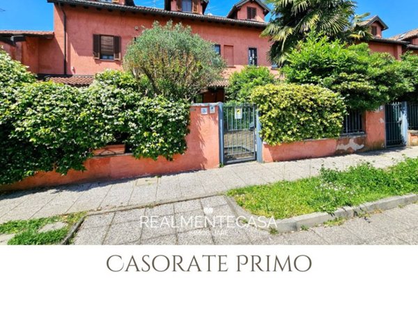 casa indipendente in vendita a Casorate Primo