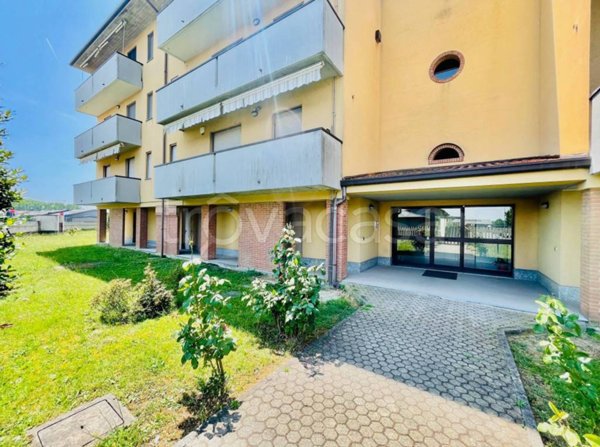 appartamento in vendita a Casorate Primo