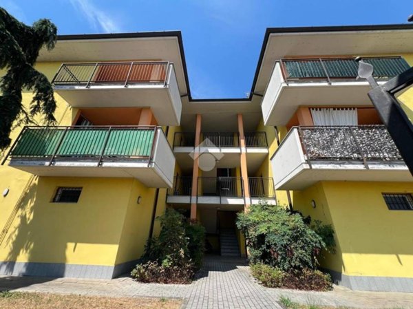 appartamento in vendita a Casorate Primo