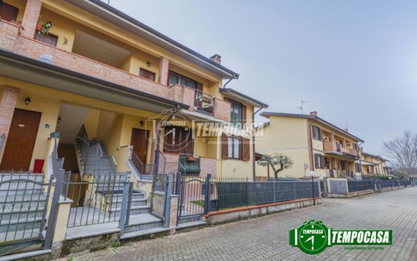 appartamento in vendita a Casorate Primo