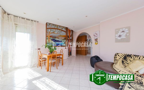 appartamento in vendita a Casorate Primo