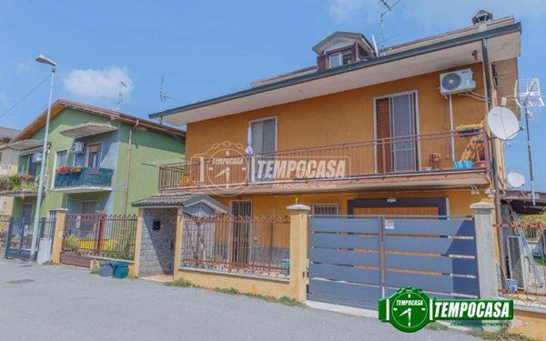 appartamento in vendita a Casorate Primo