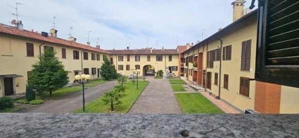 appartamento in vendita a Casorate Primo