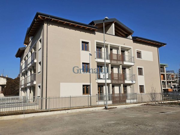 appartamento in vendita a Casorate Primo