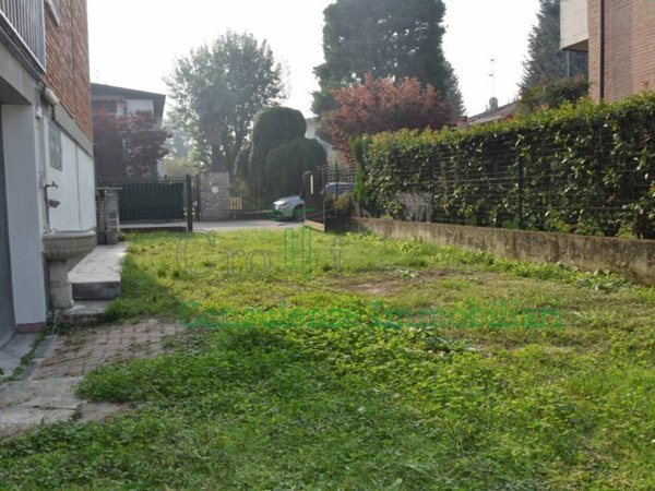 appartamento in vendita a Casorate Primo