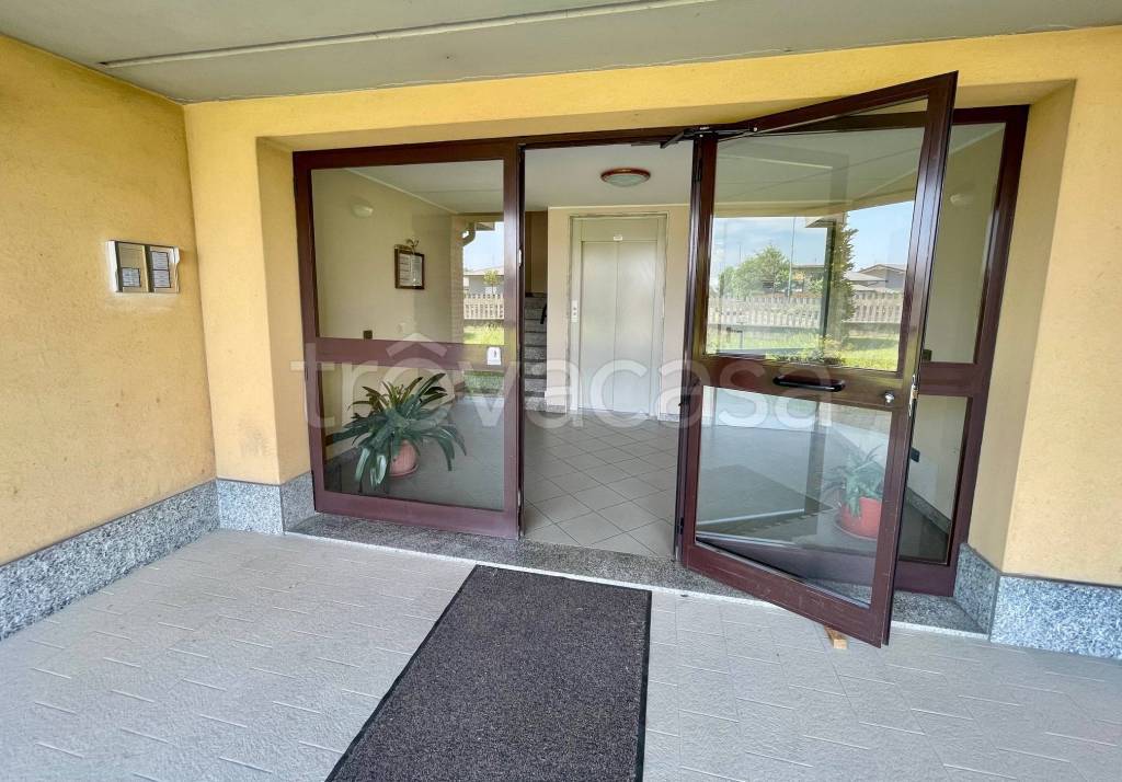 appartamento in vendita a Casorate Primo
