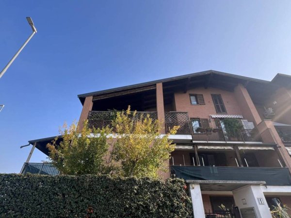 appartamento in vendita a Casorate Primo