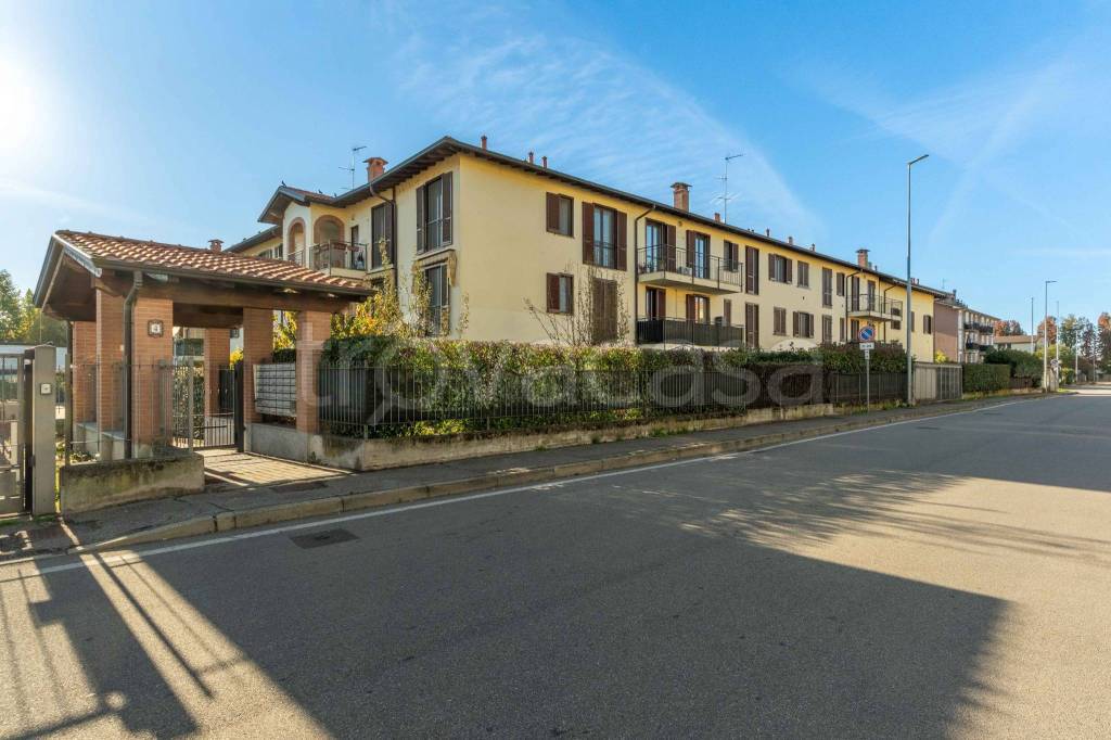 appartamento in vendita a Casorate Primo