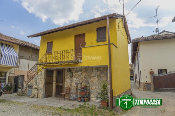 casa indipendente in vendita a Casorate Primo