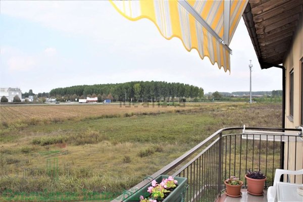 appartamento in vendita a Casorate Primo