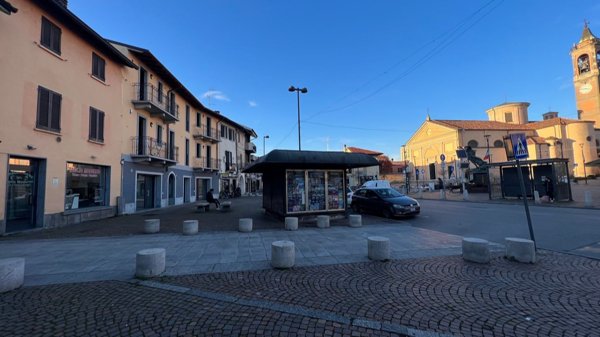 negozio in vendita a Casorate Primo