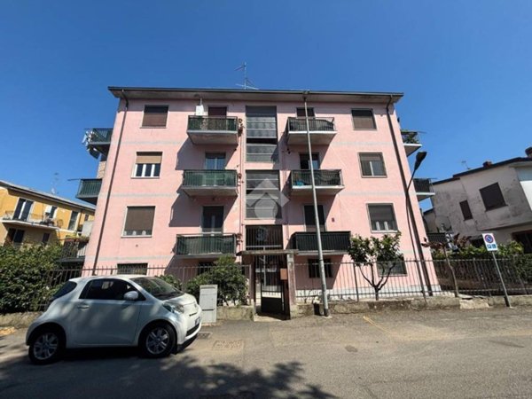 appartamento in vendita a Casorate Primo