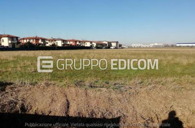 terreno edificabile in vendita a Casorate Primo