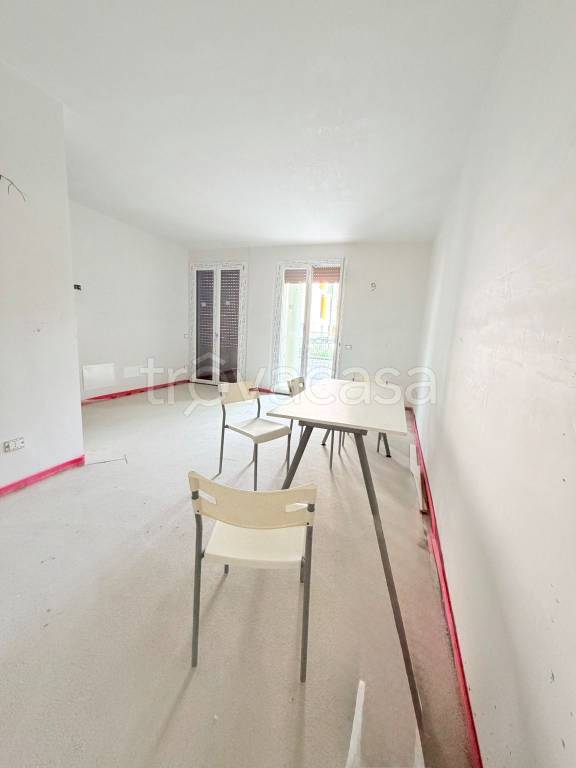 appartamento in vendita a Casorate Primo