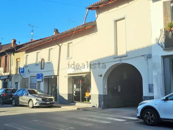 appartamento in vendita a Casorate Primo