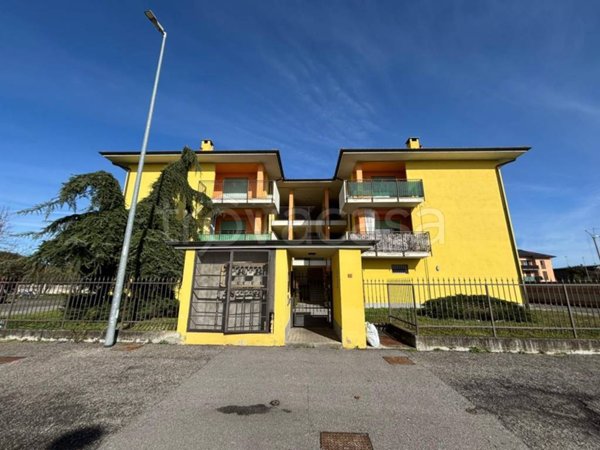 appartamento in vendita a Casorate Primo