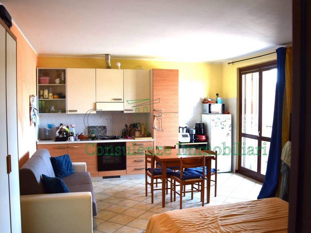 appartamento in vendita a Casorate Primo