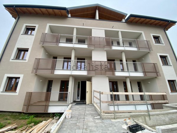 appartamento in vendita a Casorate Primo