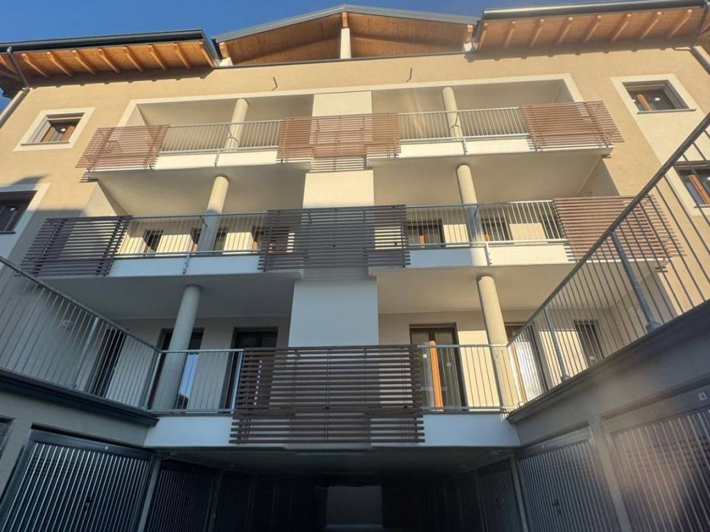 appartamento in vendita a Casorate Primo