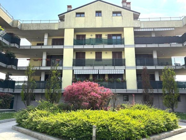 appartamento in vendita a Casorate Primo