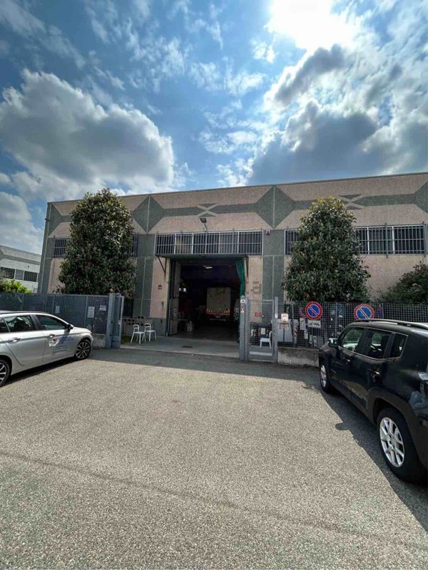 ufficio in vendita a Casorate Primo