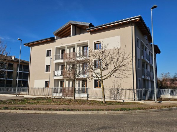 appartamento in vendita a Casorate Primo