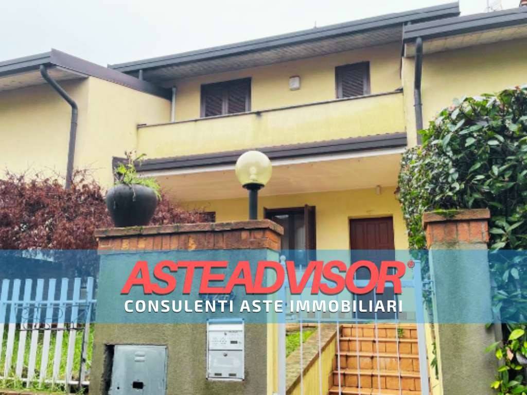 casa indipendente in vendita a Casorate Primo