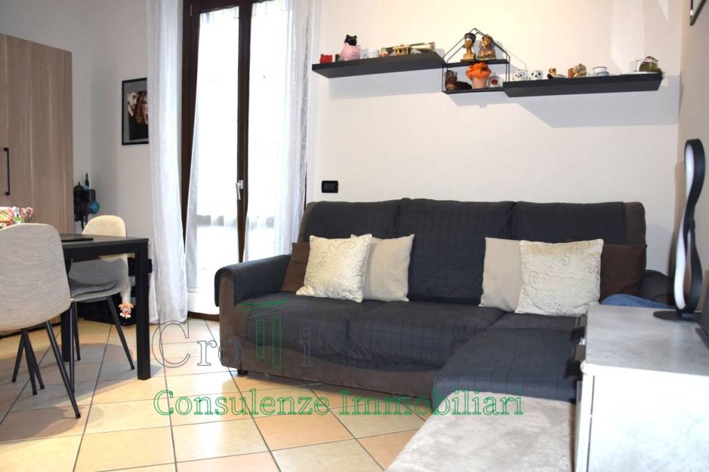 appartamento in vendita a Casorate Primo