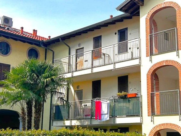 appartamento in vendita a Casorate Primo