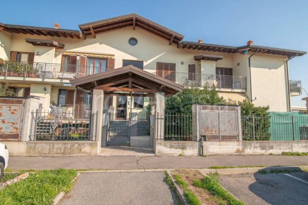 appartamento in vendita a Casorate Primo