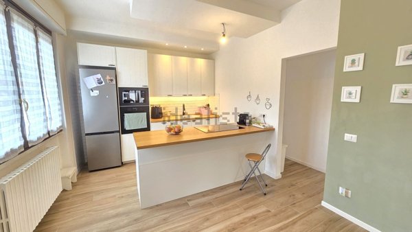 casa indipendente in vendita a Casorate Primo